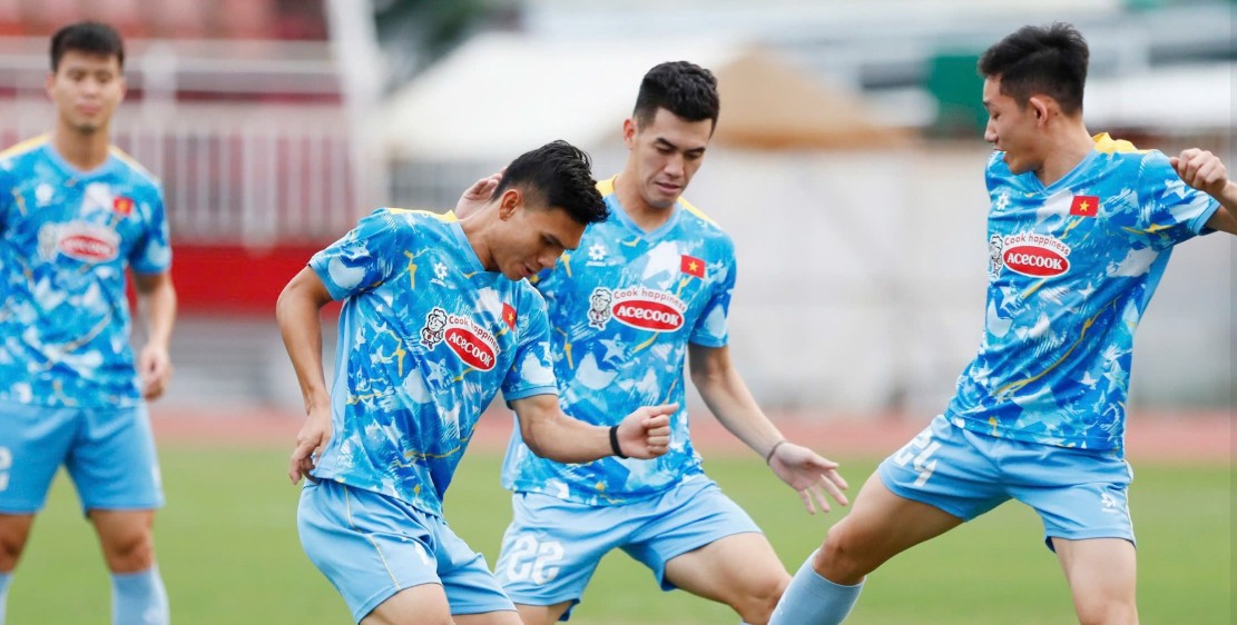 Tuyển Việt Nam thăng tiến trên BXH FIFA