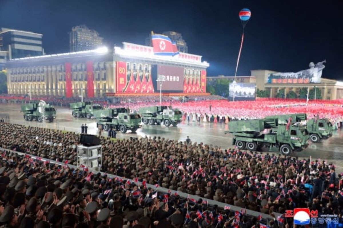 MLRS mới của Triều Tiên tại lễ duyệt binh