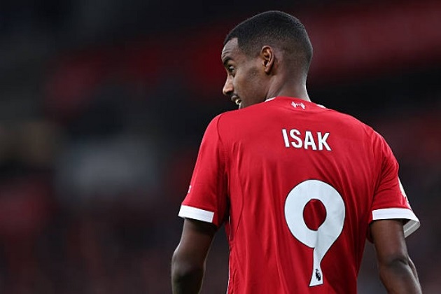 Alexander Isak thi đấu dưới sức