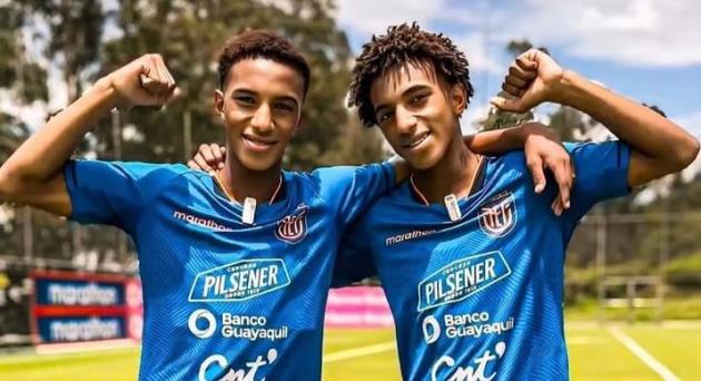 Song sinh Quintero được Arsenal săn đón