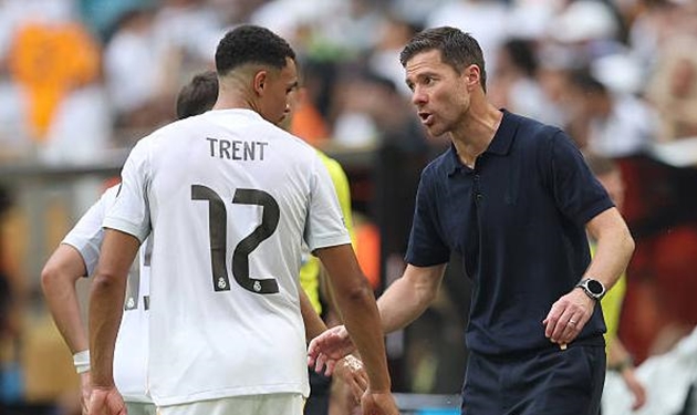 Trent Alexander-Arnold chưa được Xabi Alonso tin dùng. Trent Alexander-Arnold chưa được Xabi Alonso tin dùng.