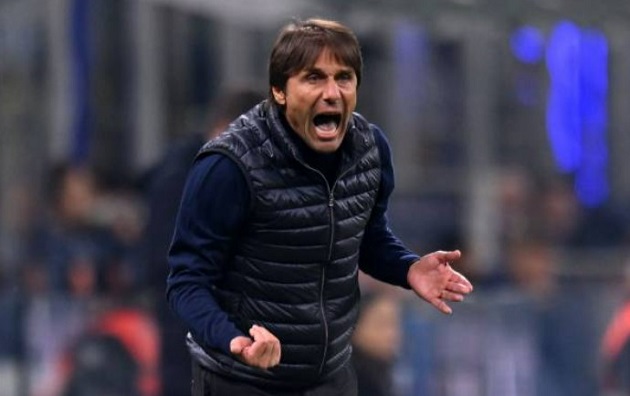 Napoli của Conte đang có phong độ khá thất thường. Napoli phong độ thất thường