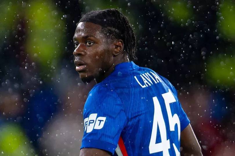 Garnacho trong màu áo Chelsea