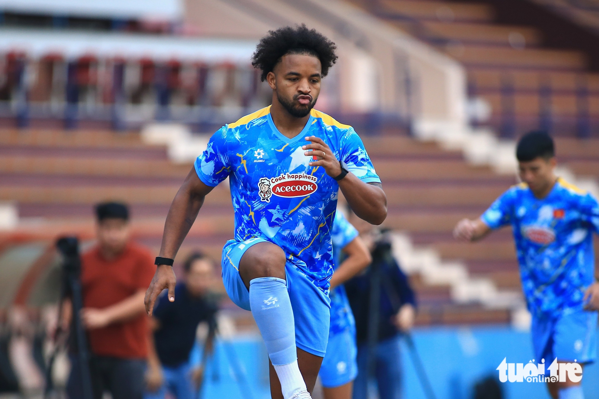 Diện mạo Xuân Son sau gần 1 năm vắng bóng ở tuyển Việt Nam