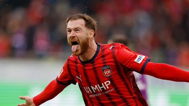 Heidenheim thi đấu kiên cường dù xếp áp chót