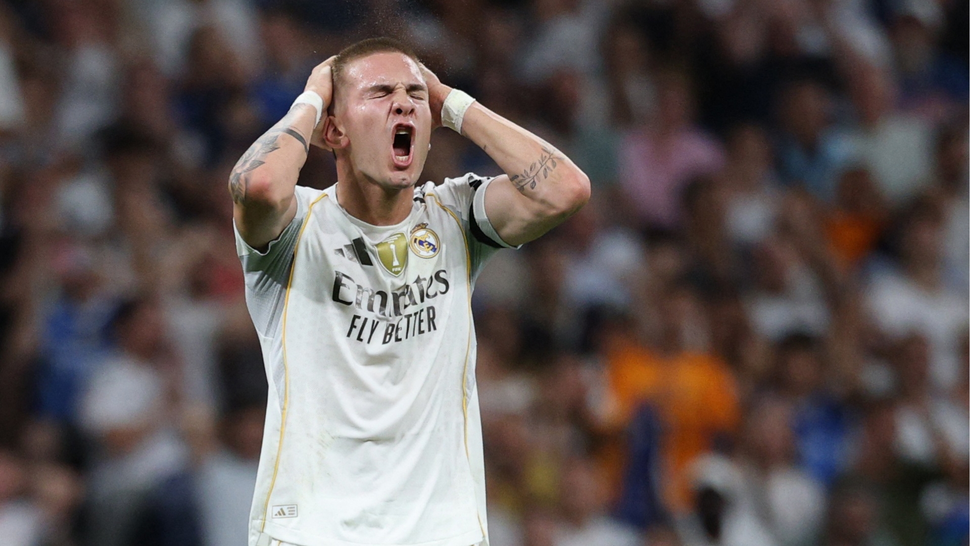 Franco Mastantuono 02 Franco Mastantuono đang tập luyện vật lý trị liệu