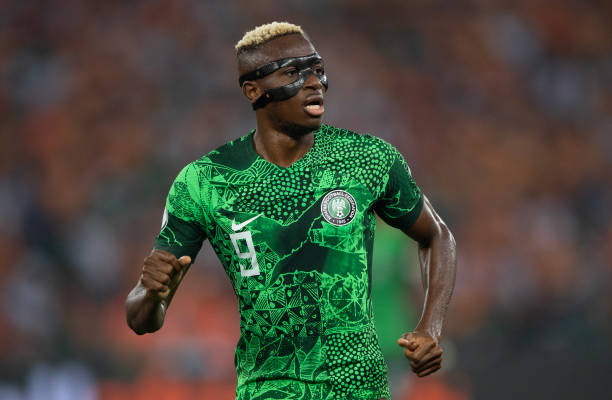 Victor Osimhen là niềm hy vọng trên hàng công tuyển Nigeria. Victor Osimhen là niềm hy vọng trên hàng công tuyển Nigeria.
