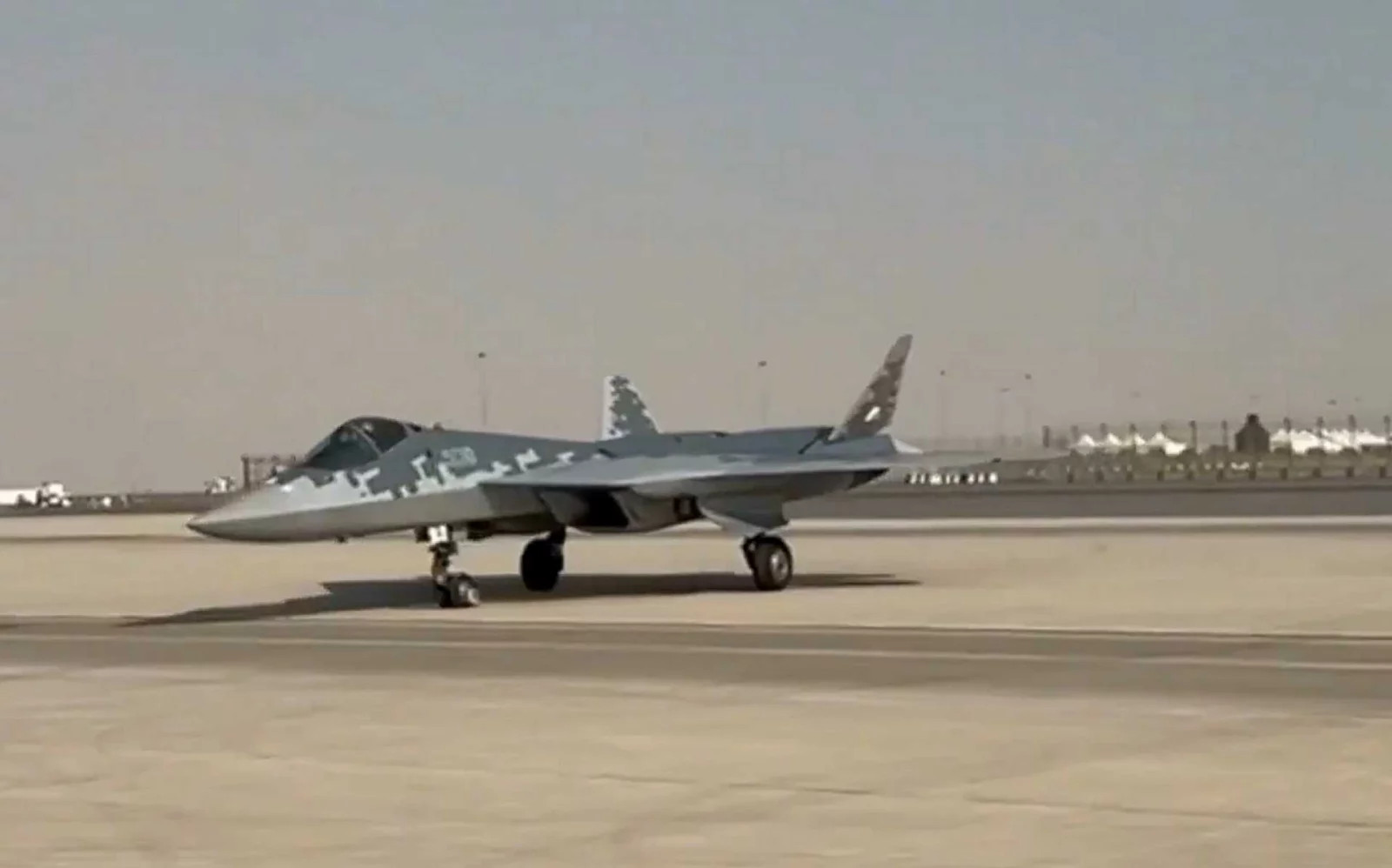 Su-57E tại Dubai Airshow Su-57E Nga tại Dubai Airshow