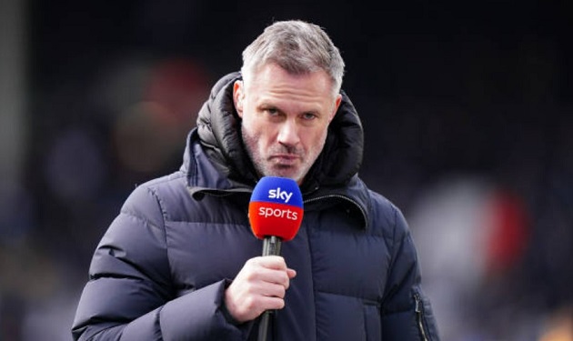 Carragher đánh giá thương hiệu bóng đá