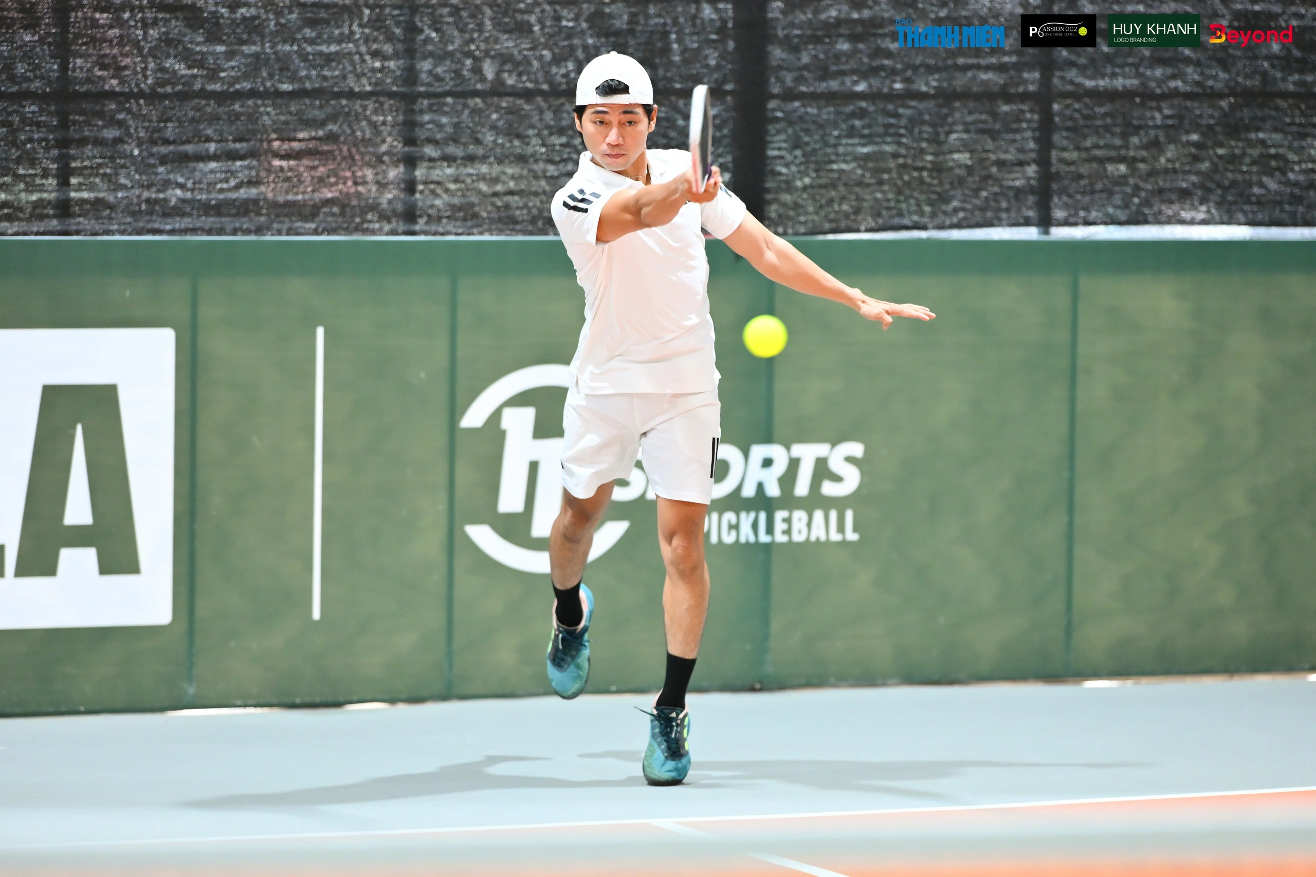 Nam diễn viên thể hiện lối chơi thông minh trên sàn đấu