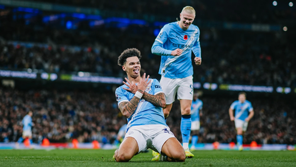 O'Reilly ghi bàn kiểu Haaland O'Reilly ghi bàn cho Man City