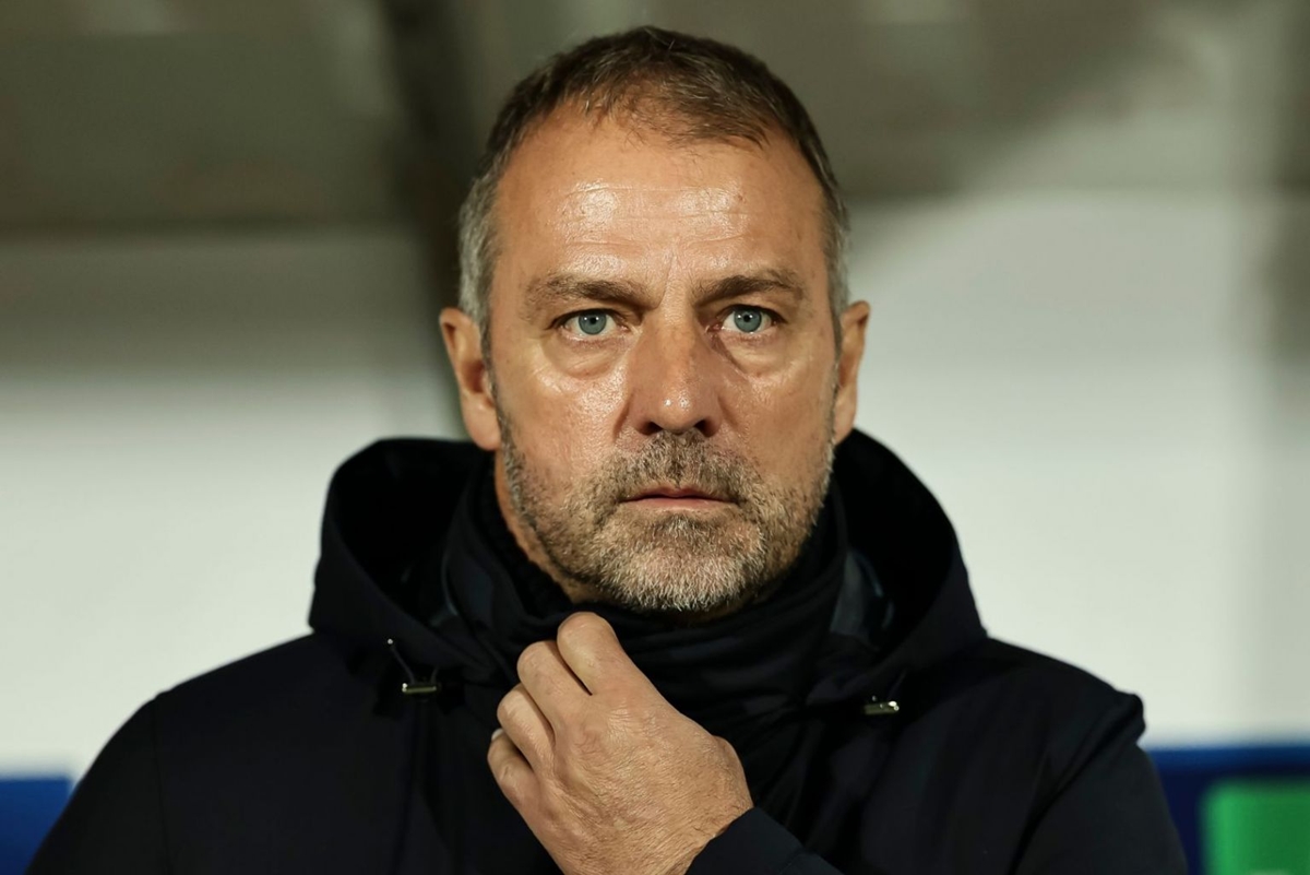 Hansi Flick trên băng ghế huấn luyện