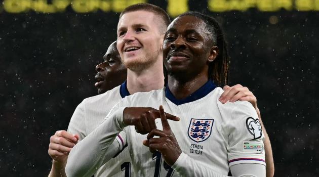 Huấn luyện viên Thomas Tuchel cùng các cầu thủ tuyển Anh