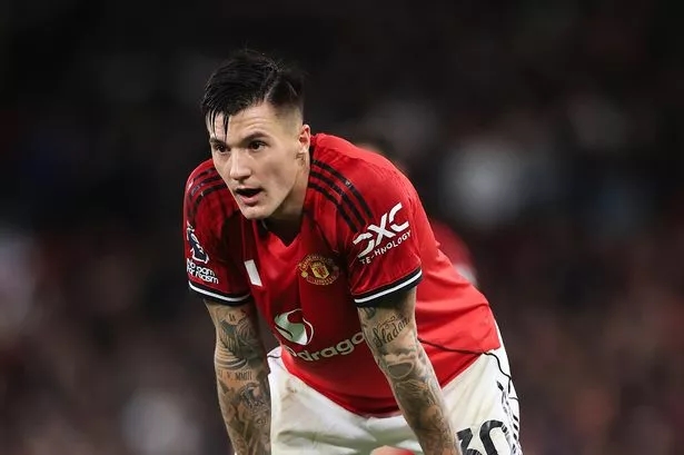 Benjamin Sesko 04 Benjamin Sesko đang thi đấu không tốt