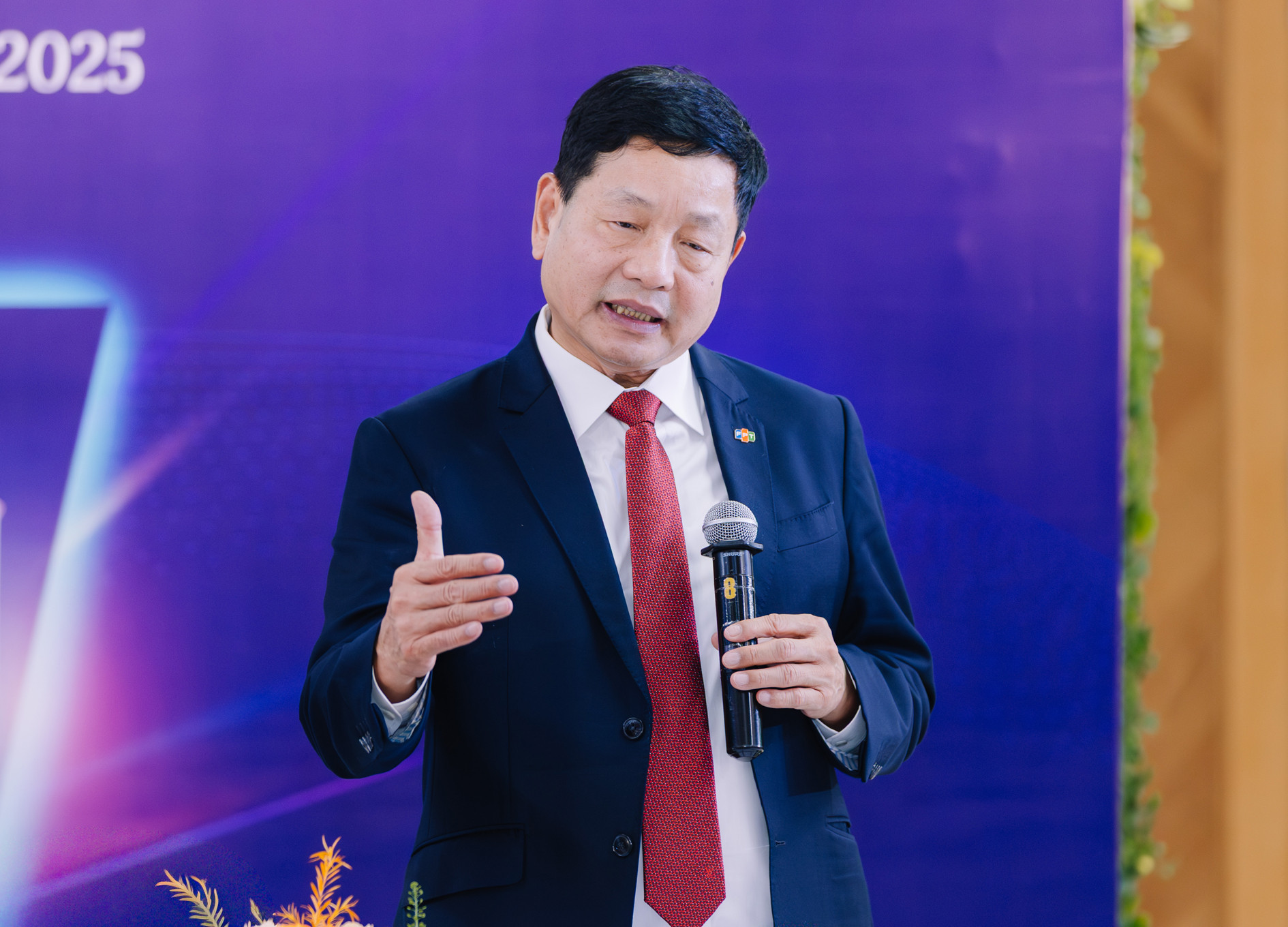 Chủ tịch HĐQT Tập đoàn công nghệ phát biểu