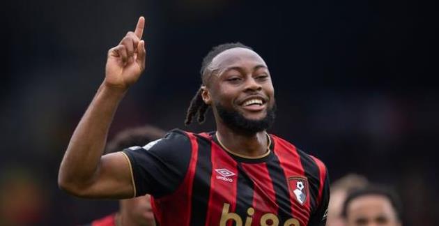 Antoine Semenyo được nhiều CLB săn đón.