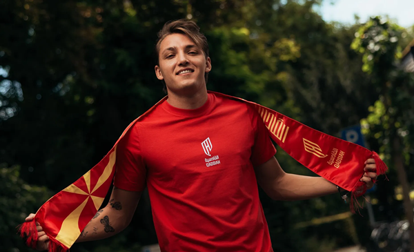 Retegui đến Al-Qadsiah