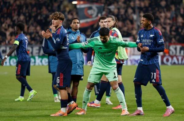 Arsenal thiết lập nhiều kỷ lục Arsenal ghi dấu ấn lịch sử với chuỗi trận sạch lưới