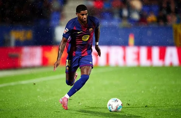 Rashford thi đấu đỉnh cao cho Barcelona