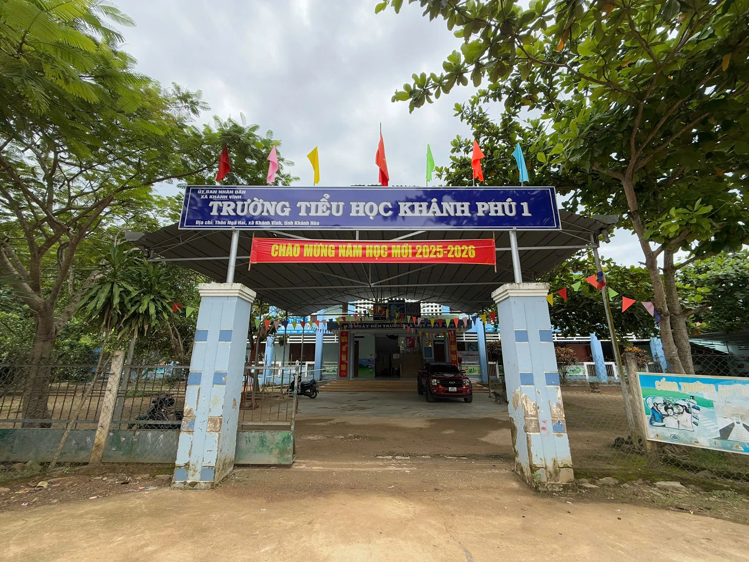 Điểm Trường Tiểu học Khánh Phú 1 (Khánh Vĩnh, Khánh Hòa) nơi ban tổ chức giải pickleball ngành xe miền Nam tặng quà trong tháng 12 tới