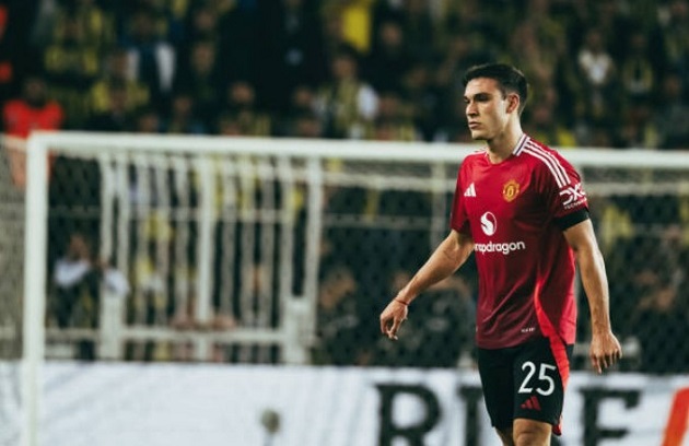 Ugarte từng được kỳ vọng rất nhiều khi mới về Man Utd.