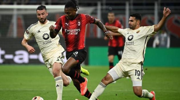 Trận đại chiến giữa Milan và Roma hứa hẹn đầy hấp dẫn. Trận đại chiến giữa Milan và Roma