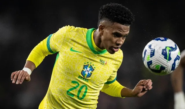 Brazil chuẩn bị đối đầu hàng phòng ngự Tunisia