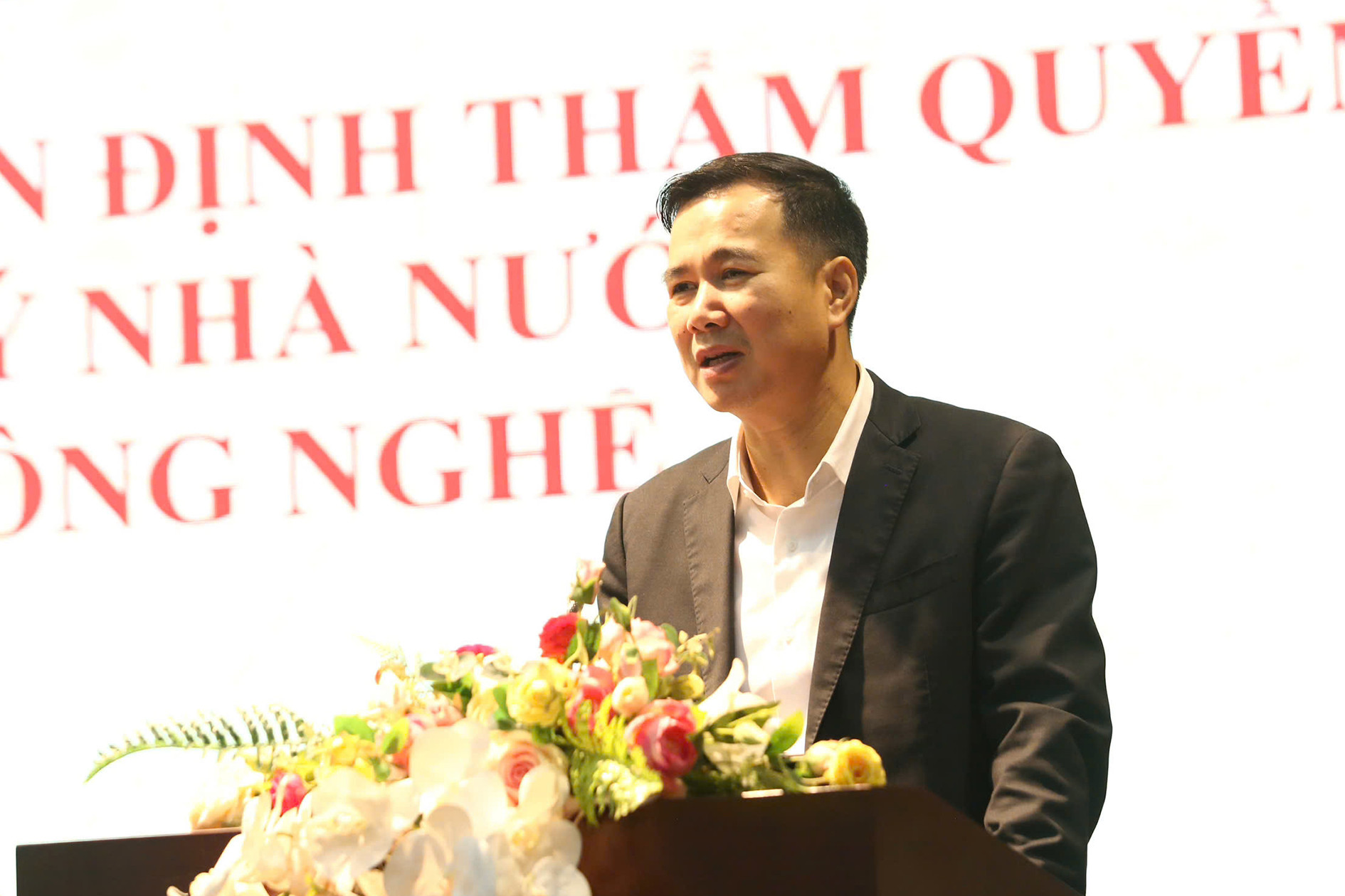 Chân dung Thứ trưởng Bùi Thế Duy