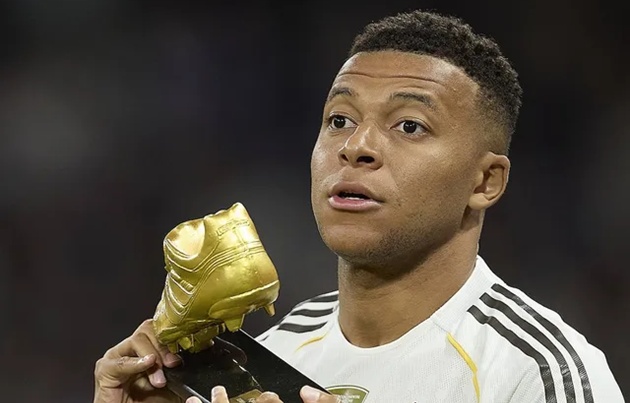Mbappe nổi bật trong hàng tấn công Real Madrid