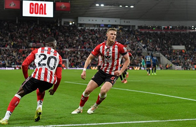 Sunderland thể hiện tinh thần kiên cường Sunderland Ngoại hạng Anh