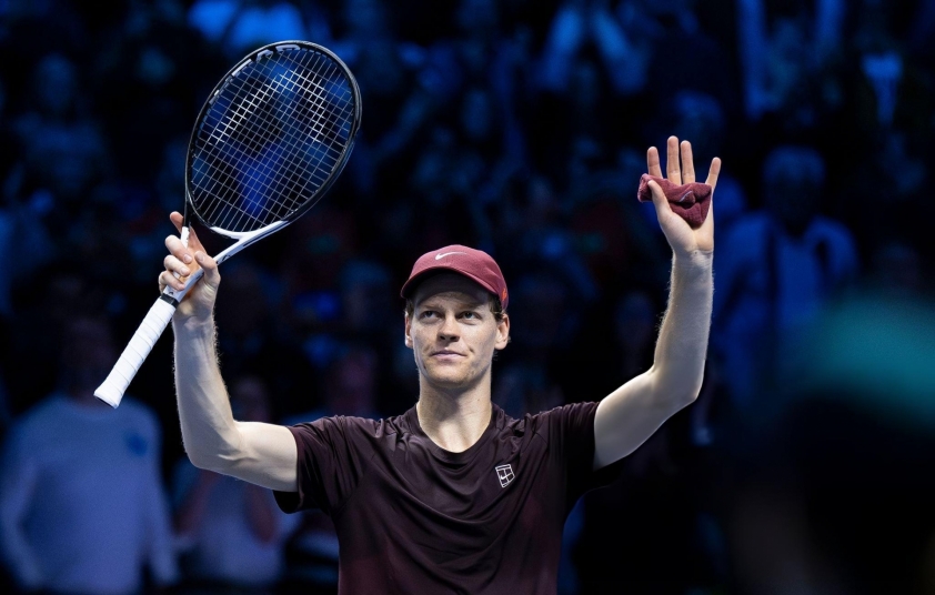 Jannik Sinner thi đấu tại ATP Finals 2025