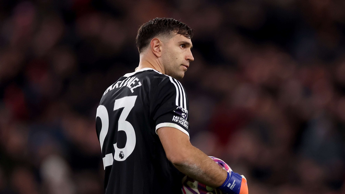 Emiliano Martinez 03 Emiliano Martinez đang thi đấu