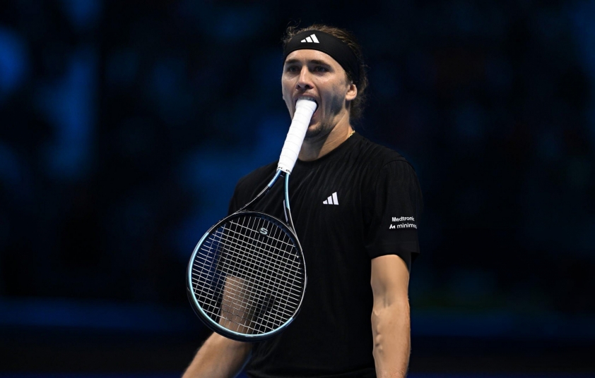 Sinner thắng dễ Zverev, là người đầu tiên làm 'chuyện ấy' ở ATP Finals 2025 740243