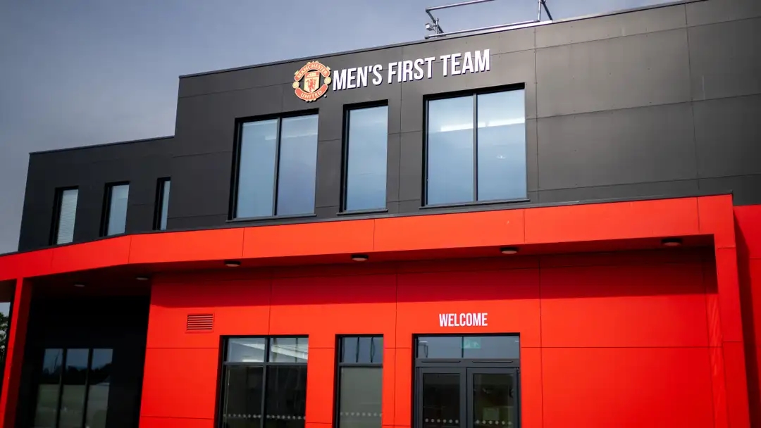 Man Utd 17 Man Utd thi đấu trên sân