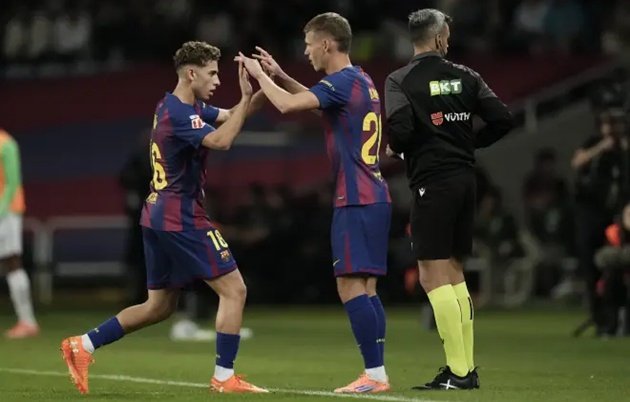 Fermin Lopez và Dani Olmo có thể lùi sâu hơn thông thường