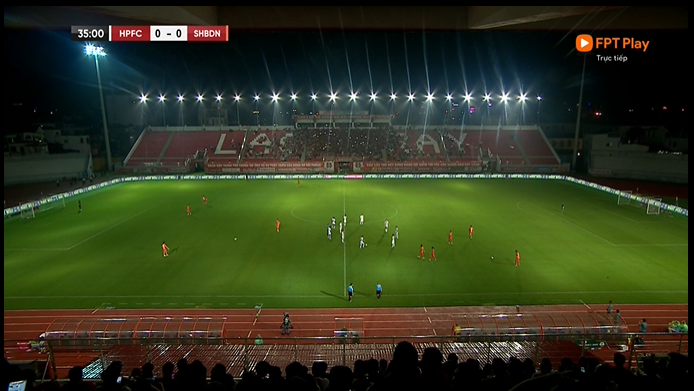 Sân Lạch Tray từng mất điện ở mùa giải 2023 Sân Lạch Tray gặp sự cố mất điện mùa giải 2023