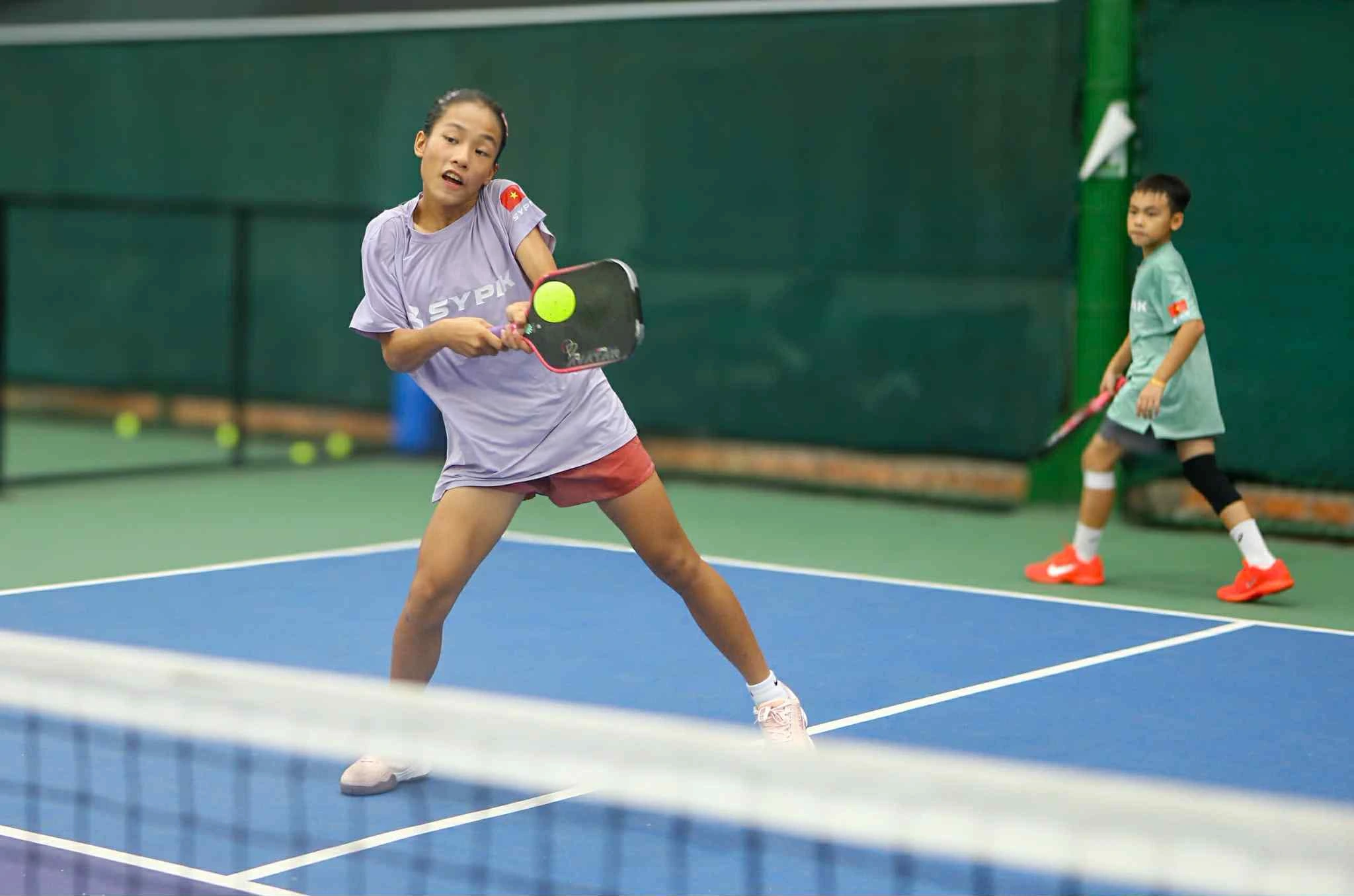 Đan Linh Hương tập luyện tại CLB Kỳ Hòa trước ngày lên đường sang Mỹ tham dự giải pickleball trẻ thế giới 2025