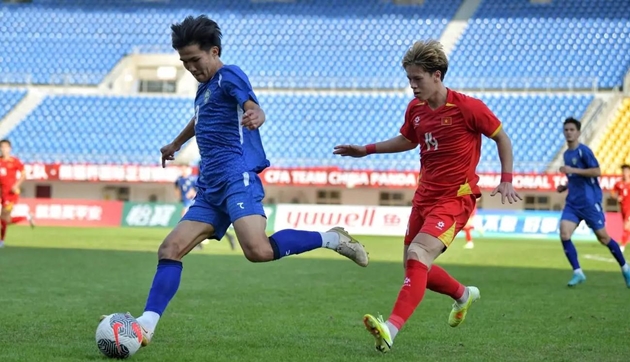 U22 Việt Nam thi đấu căng thẳng với U22 Hàn Quốc