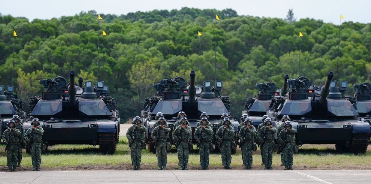 Tiểu đoàn xe tăng M1A2T Abrams đầu tiên của Đài Loan