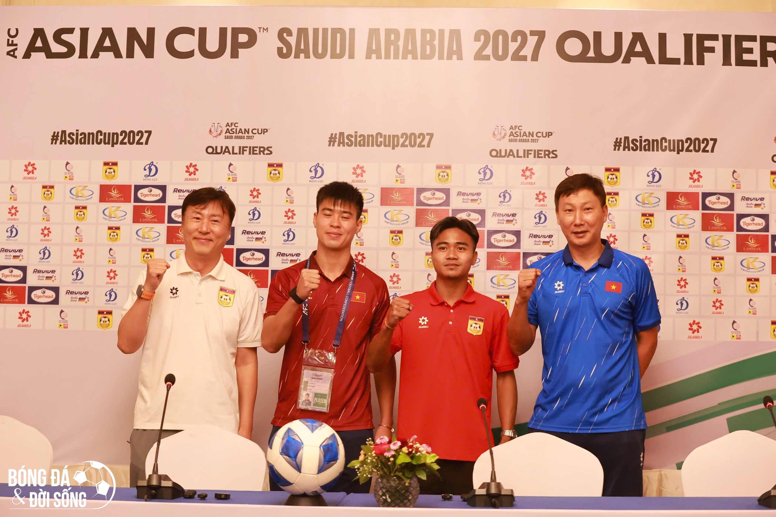 Mối quan hệ giữa HLV Ha Hyeok Jun và HLV Kim Sang Sik