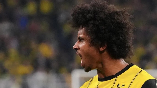 Man United không đàm phán vụ Adeyemi